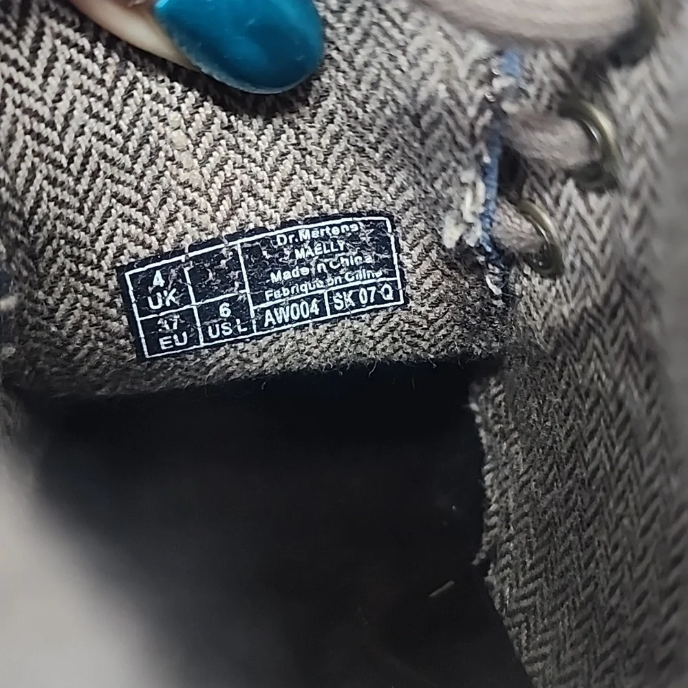 ​Dr. Martens Women Maelly Dark Brown Leather Boots w/Herringbone Tweed Cuff 6 - Picture 11 of 12